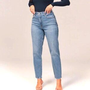 Abercrombie & Fitch The Mom High Rise